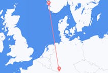 Flug frá Stafangri, Noregi til Karlsruhe, Þýskalandi