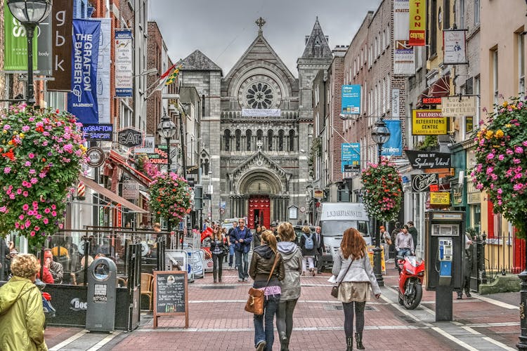 Shoppers and tourists at the famous Grafton Street Mall, DUBLIN, IRELAND.