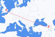 Flyreiser fra Ağrı, Tyrkia til London, England