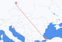 Flyreiser fra Zielona Góra, Polen til Istanbul, Tyrkia