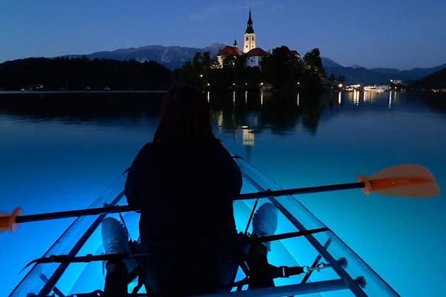 Begeleide Clear Kayak Tour in Bled