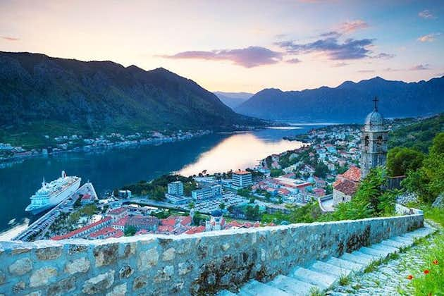 Baie de Kotor, Kotor, Budva Perles de la mer de la côte du Monténégro