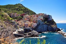 Excursión de senderismo a Cinque Terre desde el puerto de La Spezia