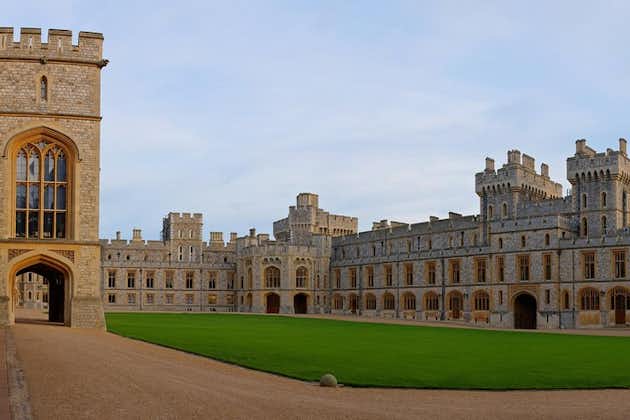 Range Rover privé chauffé au château de Windsor de Londres