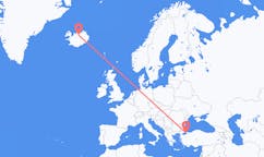 航班从土耳其伊斯坦堡市到阿克雷里市，冰岛塞尔