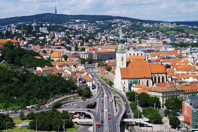 Explore el castillo de Trenčín y el recorrido por el castillo de Bojnice - Bratislava