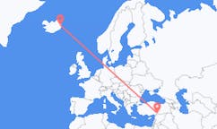 航班从土耳其加济安泰普市到埃伊尔斯塔济市，冰岛塞尔
