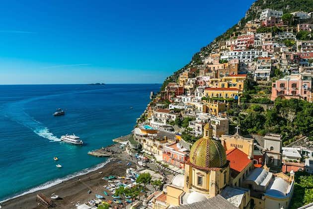 Transfer to Positano with a 2-hour stop in Pompeii