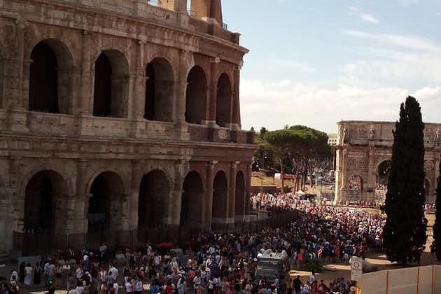 Tour en coche por Roma y el Vaticano Entradas opcionales y guía turística