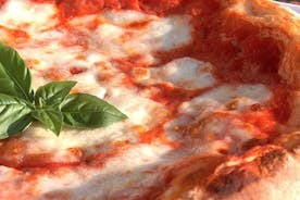 Clase de pizza casera en Nápoles