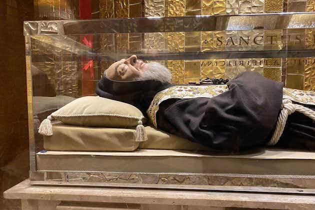 Visite privée du sanctuaire San Giovanni Rotondo de Padre Pio au départ de Naples