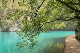 Ausflug zu den Plitvicer Seen – Tagestour ab Zadar