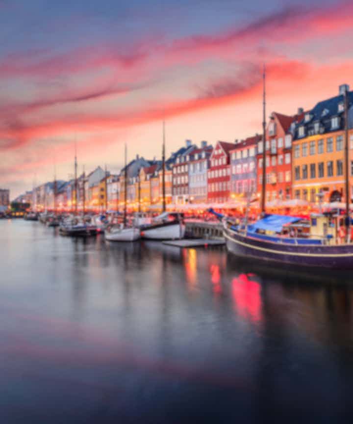Flights from the city of Reykjavik to the city of Copenhagen