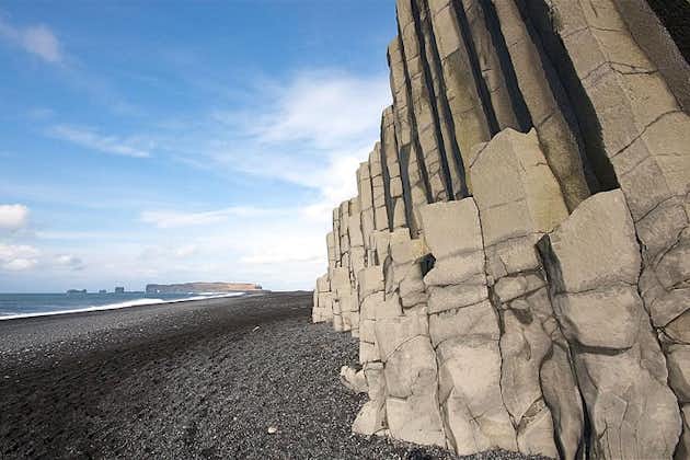 Suðurströnd, fossar og Black Beach Heilsdags rútuferð frá Reykjavík