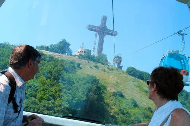 Excursão de meio dia de Skopje: Millennium Cross e Matka Canyon