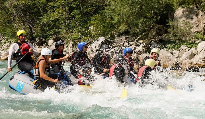 Adventure Rafting med fotoservice i Bovec