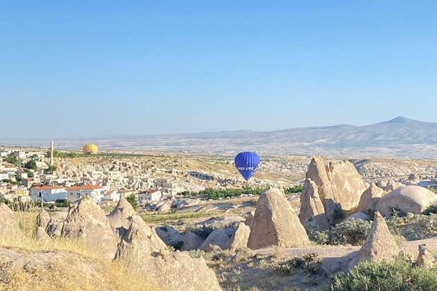 Varmluftsballontur i Cappadocia Cat Valley