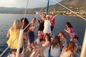 Private Sailing Parties and Events Cruise 4 or 8 Hours