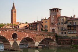 Private Full-Day Tour to Verona and Lago di Garda from Milan