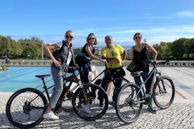 7 kullar och 14 utsiktsplatser - Lissabon E-Bike Tour