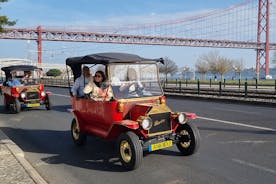 2 Hours Private Historical Lisbon Tour by Classic Tuk