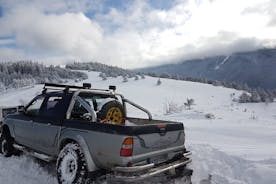 Excelente Jeep Safari en las montañas Ródope