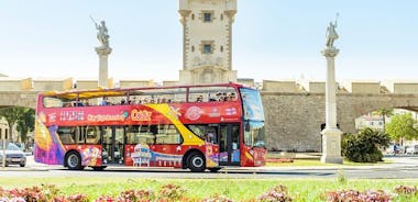 Excursion en bord de mer à Cadix : circuit touristique en bus à arrêts multiples à Cadix