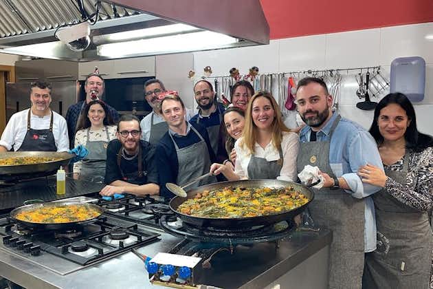 Valencian paella workshop and visit to the Algirós market