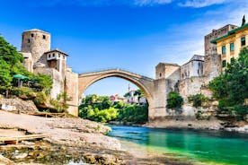 Mostar en Kravice-watervallen met een kleine groep met Turks Parlement inbegrepen
