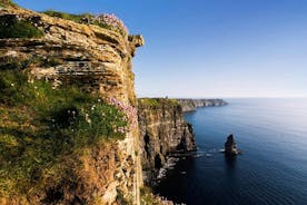 Kliffen van Moher ontdekkingsreiziger dagtour vanuit Galway. Begeleid.