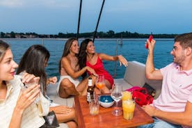 No Stress Lagoon Cruise on Catamaran with Music and Drinks