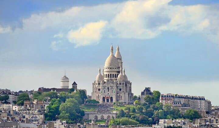 Montmartre’s heritage with specialties tasting Private Tour