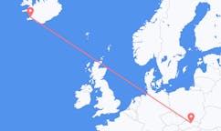 Flyreiser fra byen Reykjavik, Island til byen Poprad, Slovakia