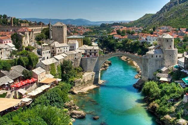 ボスニアセルビアとモンテネグロを巡る11日間の4x4ツアー
