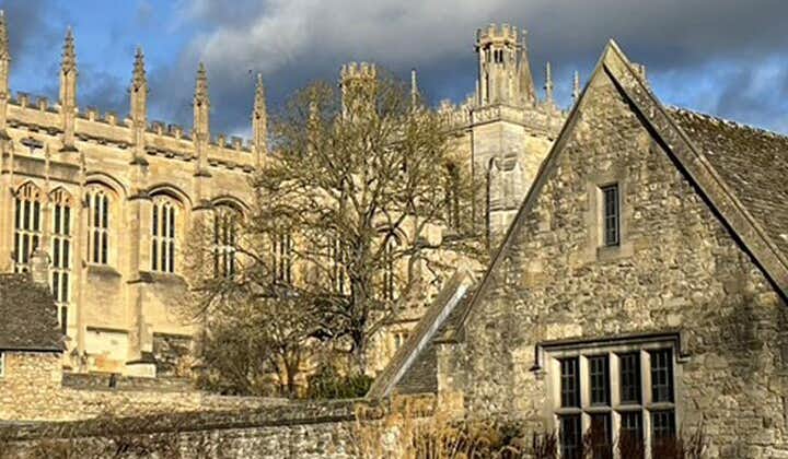 A Guide to the City of Dreaming Spires: A Self-Guided Audio Tour of Oxford