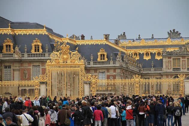 Versailles Palace Tour with Skip the Line
