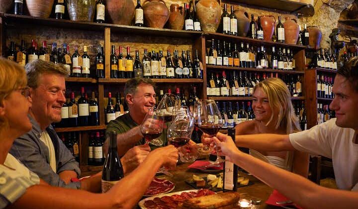 바르셀로나 타파스 및 와인 체험 소그룹 워킹 투어