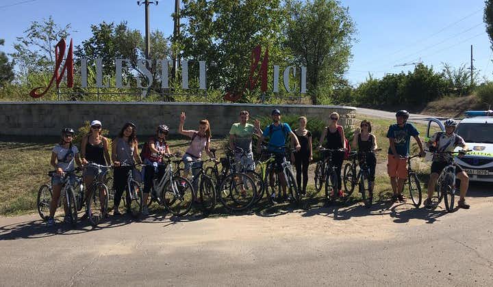 Private Bike Tour to Milestii Mici Winery with wine tasting and lunch 