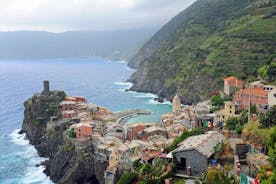 Yksityinen Cinque Terren viininmaistajakierros paikallisen kanssa
