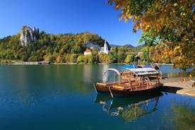 Charmante meer van Bled en een volledige dagtour door de stad Ljubljana