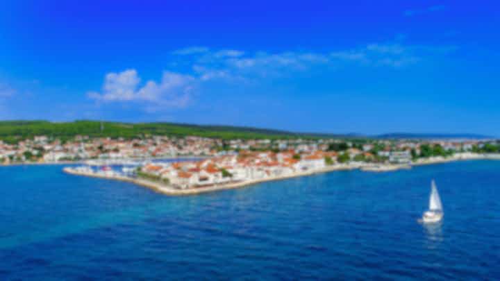 クロアチア、オプチナ ビビニェのホテルおよび宿泊施設