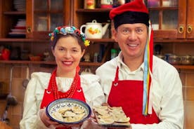 波兰饺子烹饪班和农贸市场购物