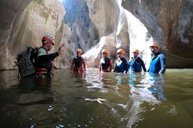 Privat canyoning eventyr i Buitreras Canyon