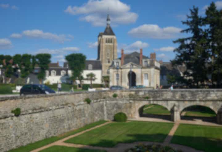 Hotels & places to stay in Châteauneuf-sur-loire, France