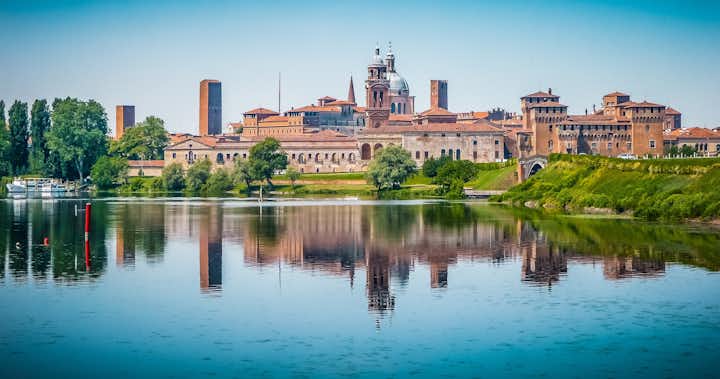 photo of view of Beautiful panoramic view of the historic city of Mantua in Lombardy, Italy.