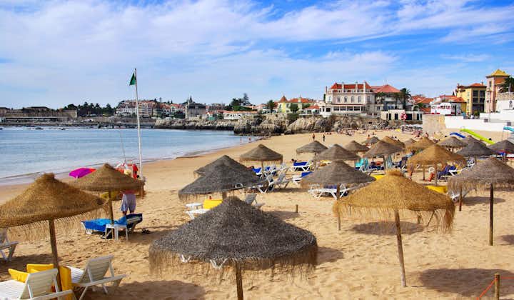 Photo of view of a beach in the touristic village of Cascais, Portugal.