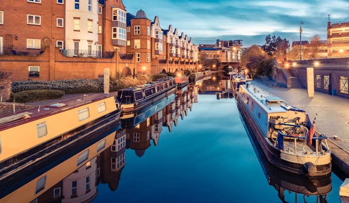 The quiet canals of Birmingham