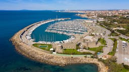 Autos zur Miete in Civitavecchia, in Italien