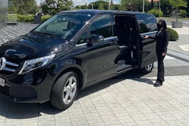 Privé aankomst OF vertrek transfer in Lyon (hotel OF luchthaven pick-up)