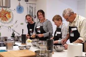 Aula de culinária portuguesa em Lisboa com jantar com 3 pratos e vinho português